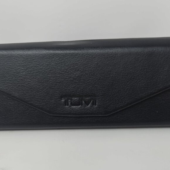 Tumi Aviator Pilot Sunglasses Special Edition + Folding Case & Cloth Black Metal